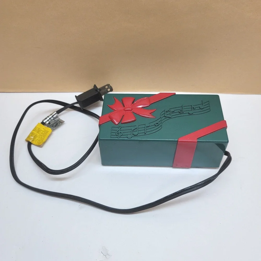 Vtg Weltek Musical Christmas Light Controller Green Gift Box LNS E127359 Works